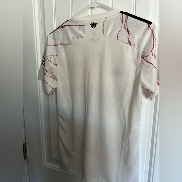 Arsenal Football Jersey Shirt - Picture 3 of 3